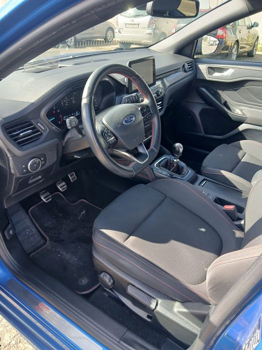 FORD Focus 2018 — imagine 5