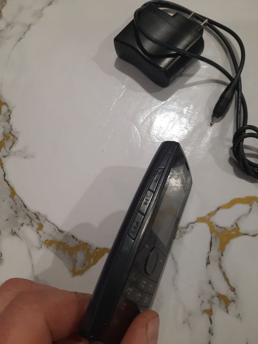 Продам мобильный телефон