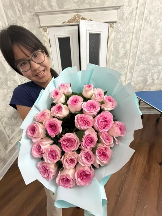 Гүл сатылады 25 штук