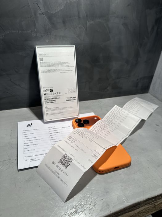 КАТО ЧИСТО НОВ Iphone 17 Pro Max Orange + 2г Гаранция