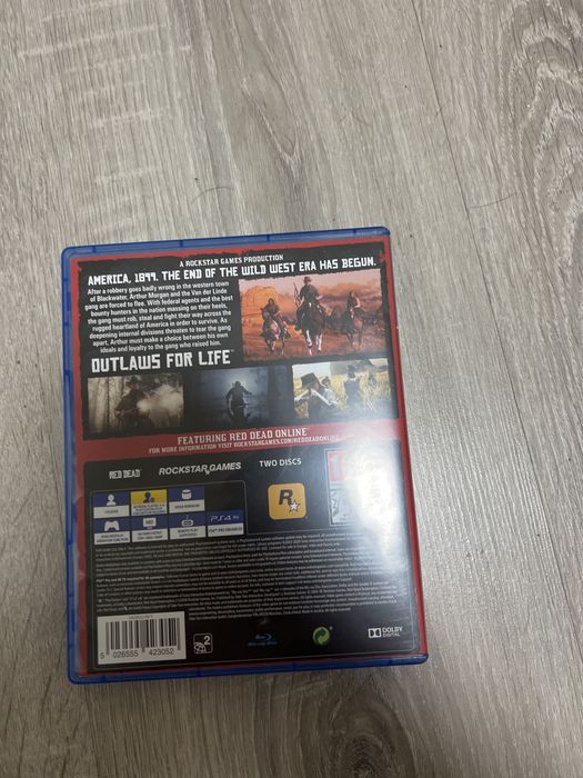 Здравейте продавам игра за PS4: Read Dead Redemtion 2
