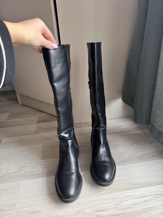 Черни ботуши LC Waikiki