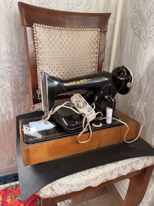 Швейная машина ручная