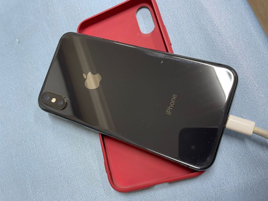 Продается айфон х идеал