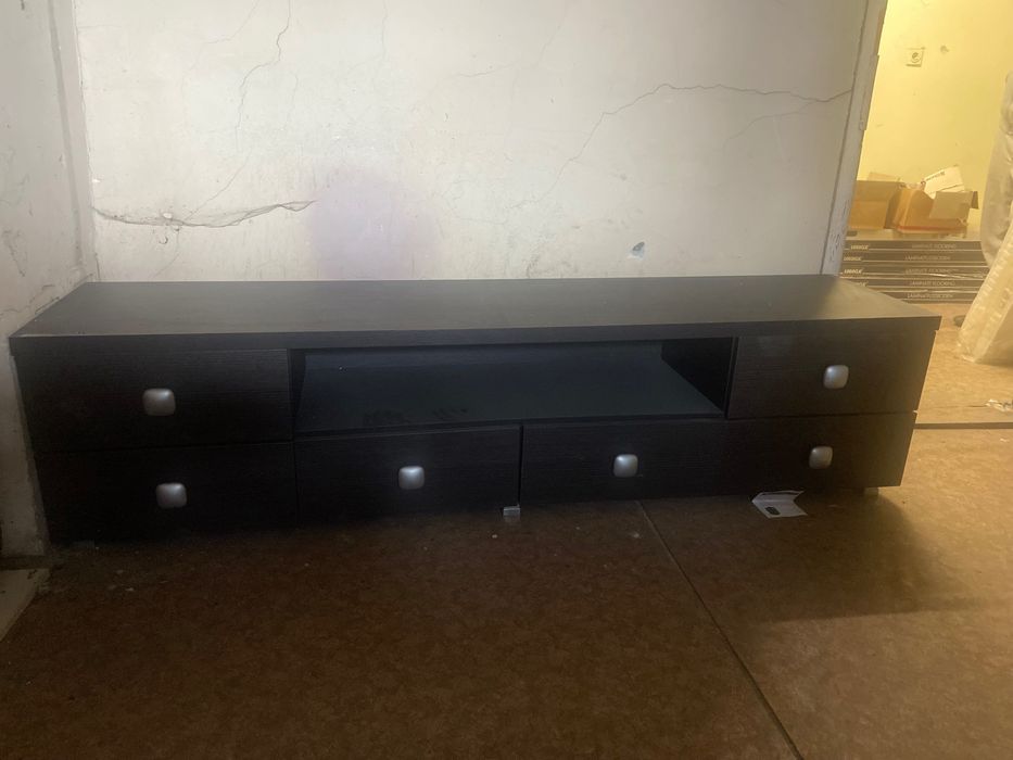 ТВ секция с чекмеджета