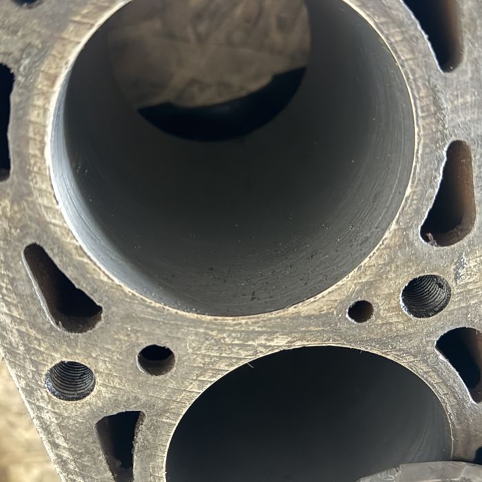 Расточенный блок двигателя на ниву