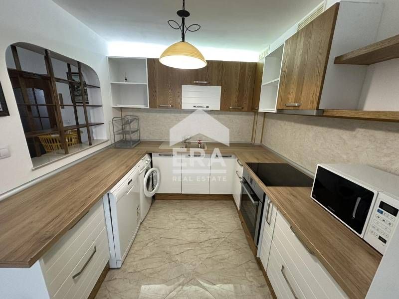 Дава се под наем Тристаен апартамент в Варна, Лятно кино Тракия - 102 кв.м за 698.19 € - Снимка #3