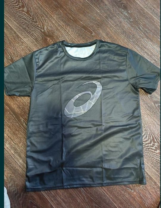 Новая футболка мужская