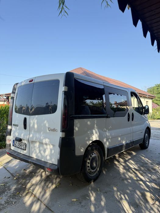 RENAULT Trafic 2006 — imagine 4