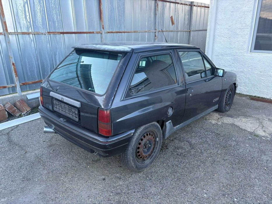 Corsa A gsi c20xe корса а гси ц20хе на части