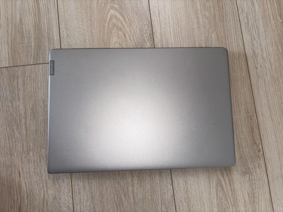 Продам ноутбук Lenovo IdeaPad 3