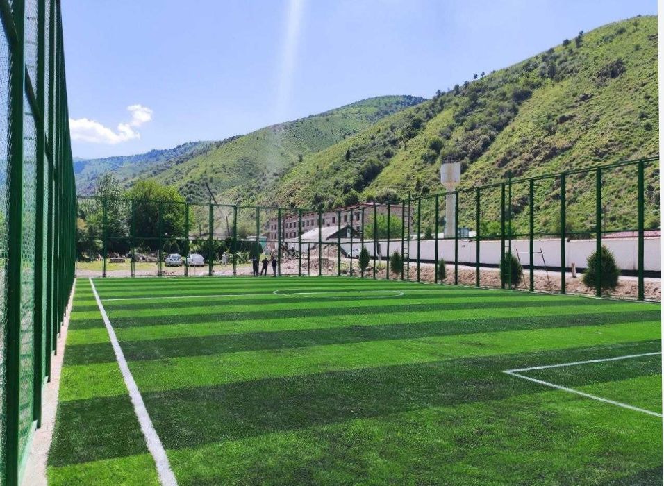 Суний газон ва забор урнатиш