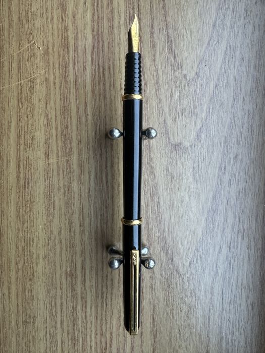 Stilou Inoxcrom negru