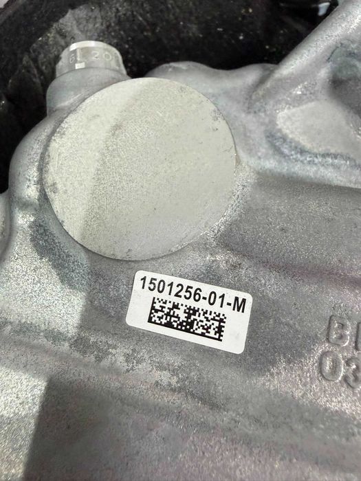 Compresor AC NOU 1501256-01-M Tesla Model 3 (5YJ3) / Tesla Model Y (5YJY)
