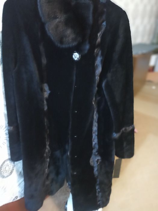 продам мутоновую шубу