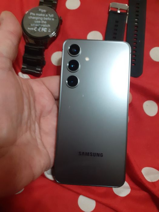 Продавам Samsung S24