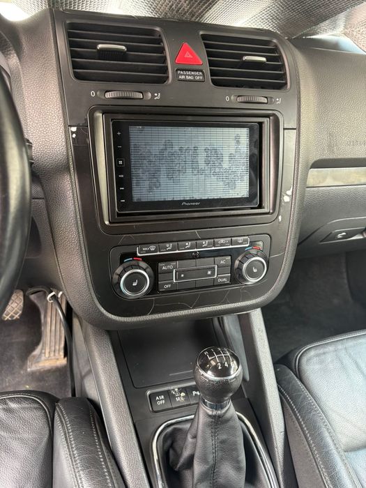 VOLKSWAGEN Jetta 2010 — imagine 2