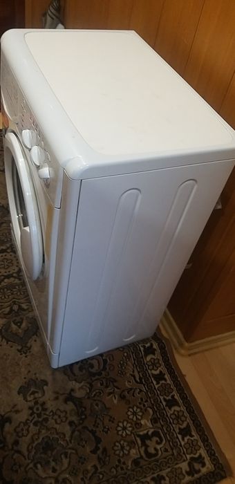 Стиральная машинка Indezit