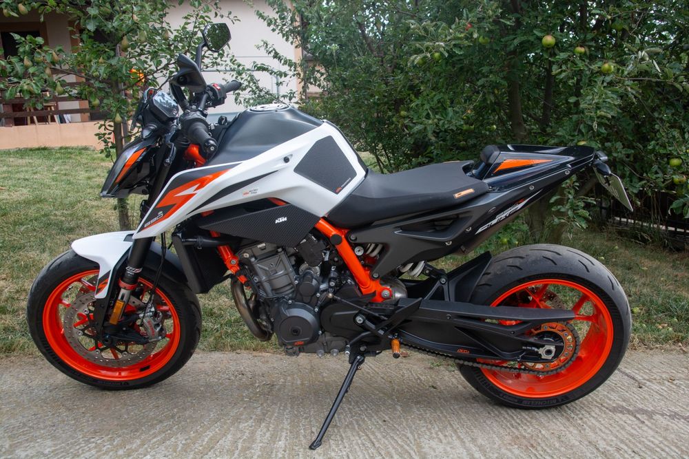 KTM 890 Duke R 2020