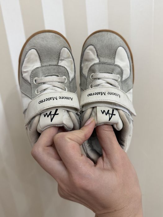 Детские кроссовки размер 27