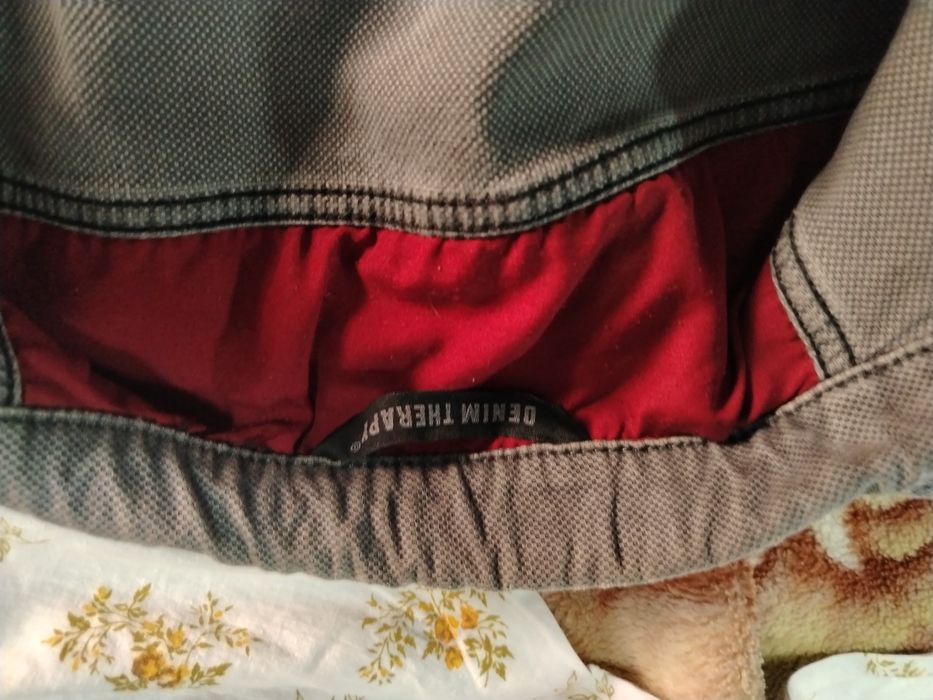 Продам мужскую джинсовую куртку размер 48-50.