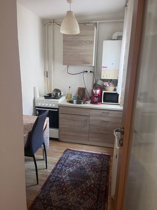 De închiriat - apartament cu 1 cameră, zona Ștrand