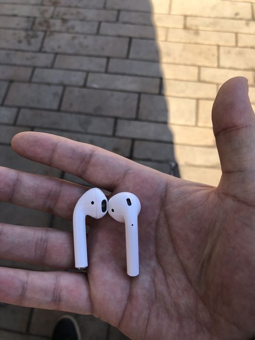 Продам СРОЧНО AirPods