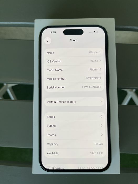 iPhone 15 128GB Green / Отлично състояние / Кутия