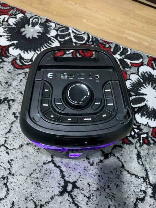 Boxa portabila bluetooth