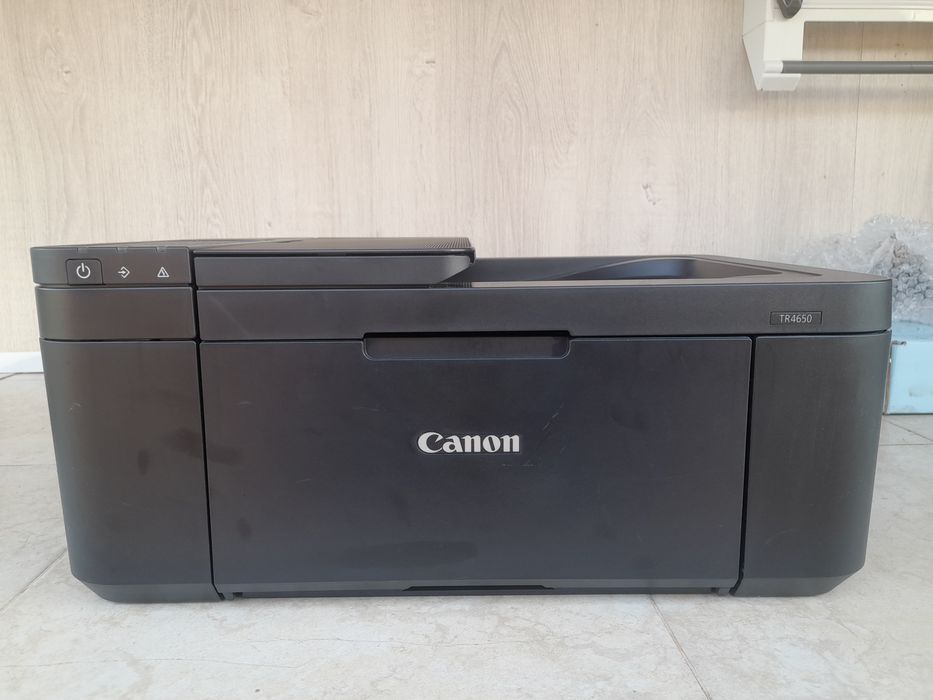 Vând imprimanta Canon