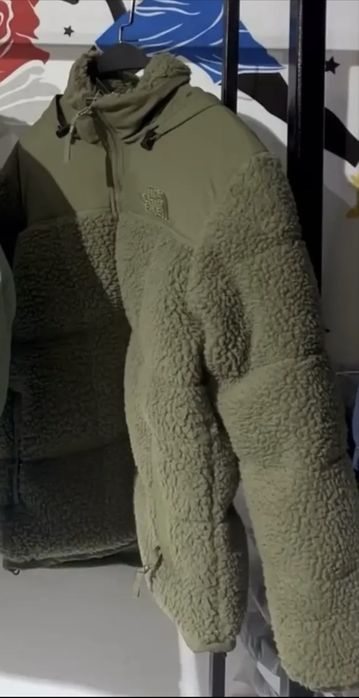 Продам куртку the north face