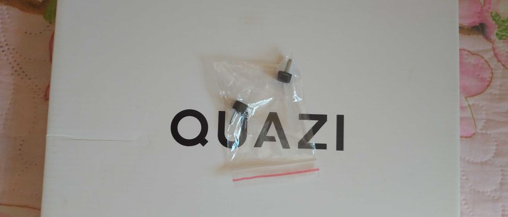 Продавам  нови сандали QUAZI 36 размер.