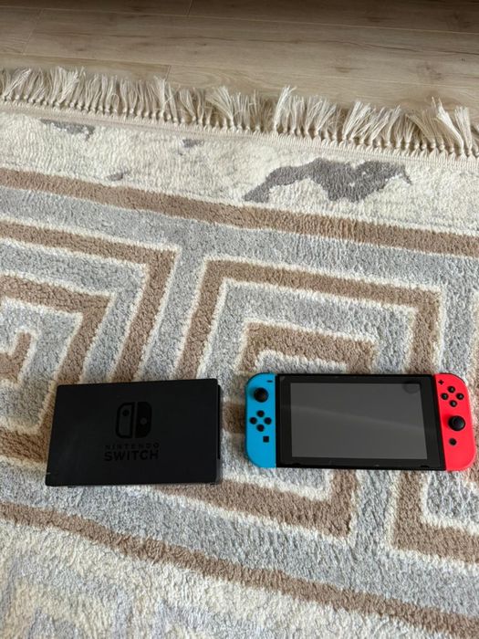 Продам nintendo switch 1