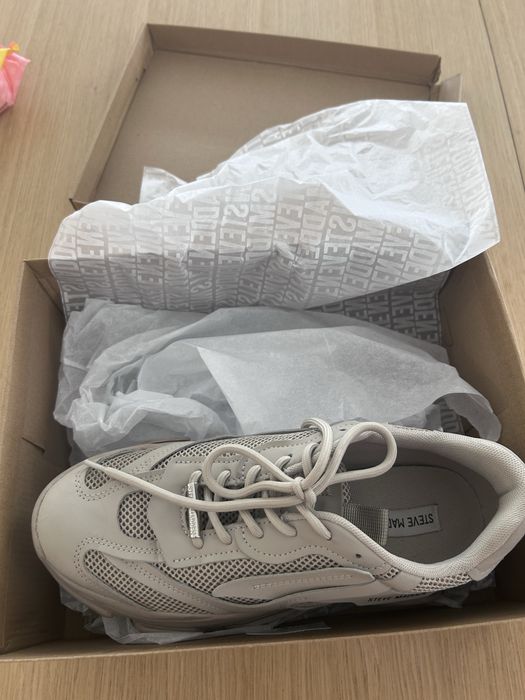 Маратонки Steve Madden 42 номер