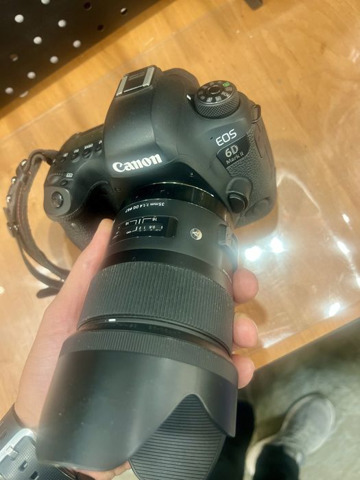 Фотоаппарат Canon 6D mark2