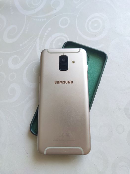 Продаю Samsung Galaxy A6