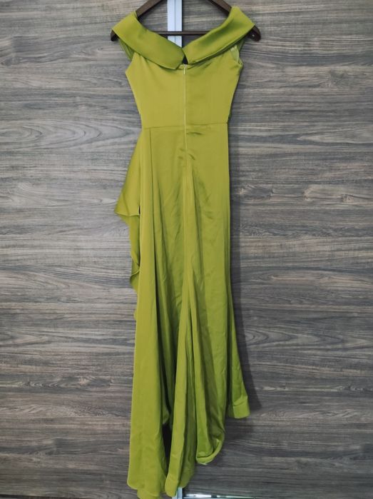 Дамски рокли 3 броя .