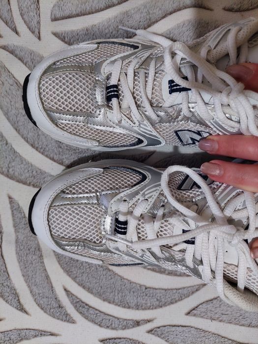 Продам кроссовки New balance