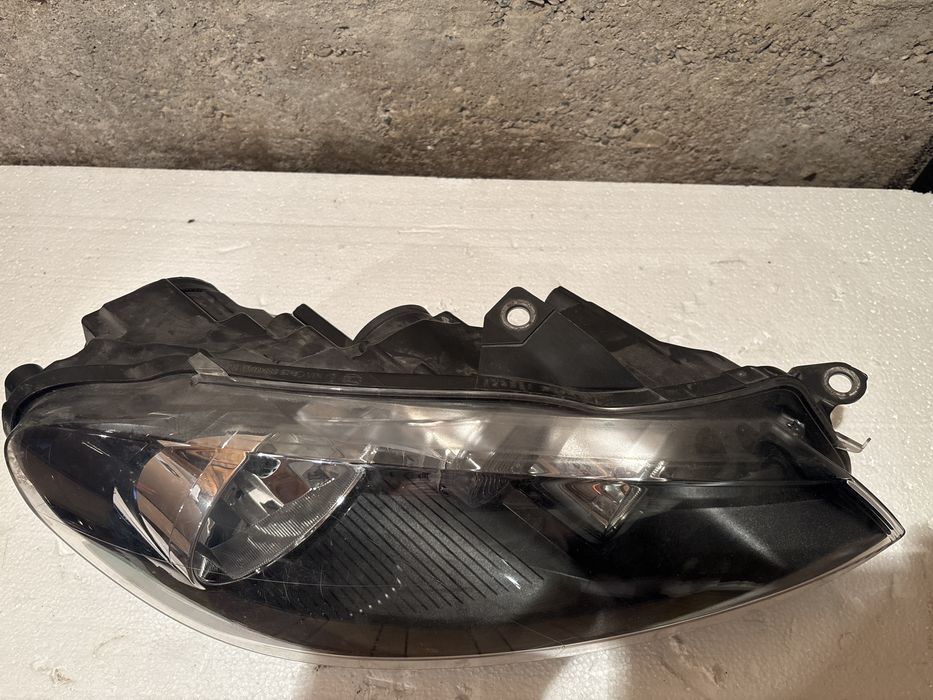 Фар за  VW Golf 6