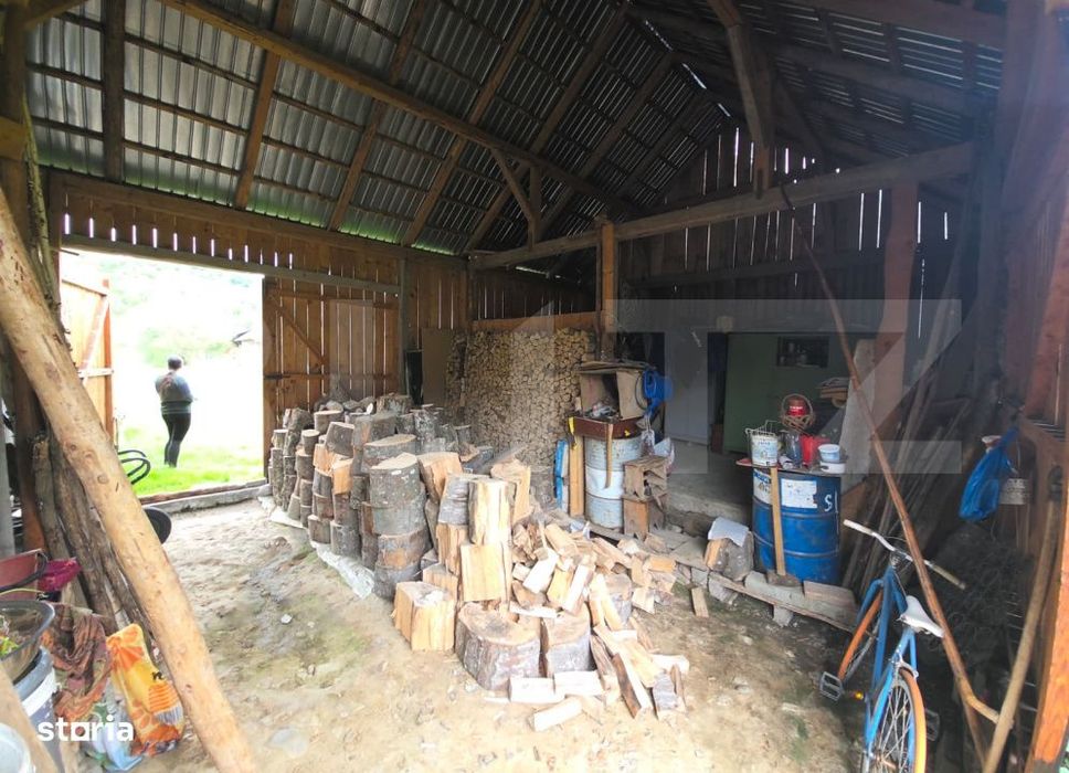 Casa de vanzare, cu 4 camere, 80 mp, satul Dorolea