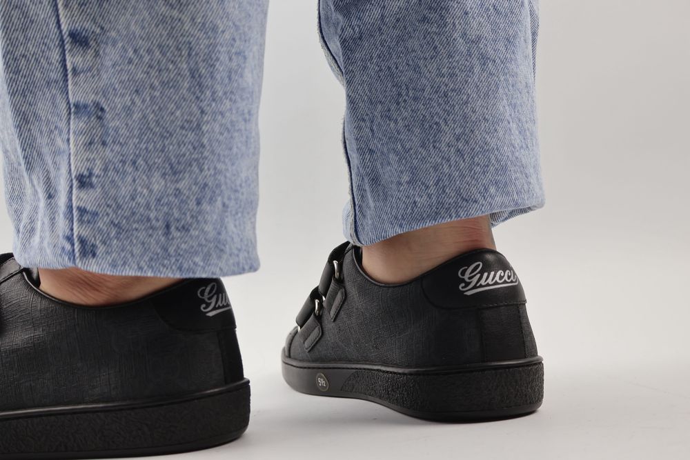 Sneakers Gucci din piele noi