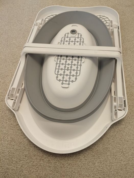 Cadă pliabilă din plastic