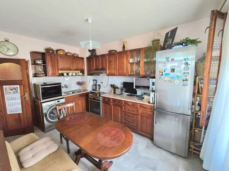 Продава се Тристаен апартамент в София, Младост 2 - 98 кв.м за 2745 €/кв.м - Снимка #7