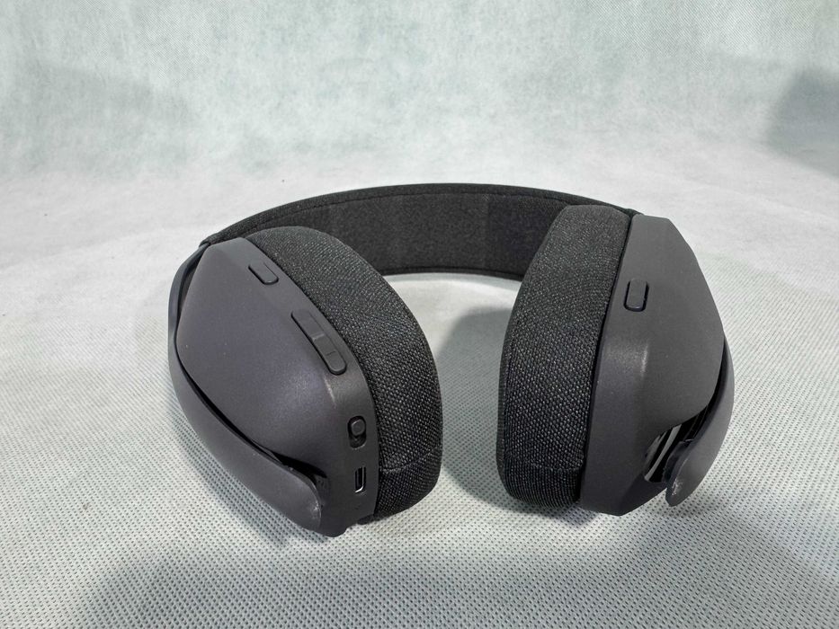Слушалки - Logitech Zone Vibe 100