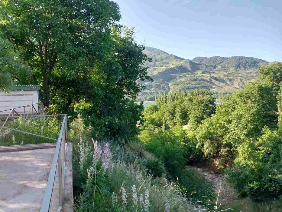 Сижжак да 10 сотх таёр манзарали Дача срочно сотилади