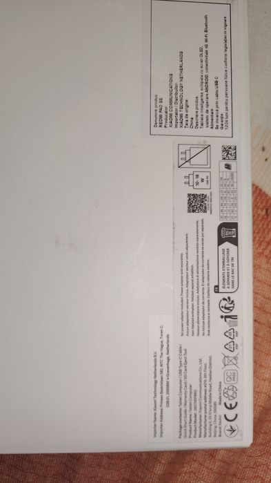 Tableta redmi pad se 8,7 cm 500 roni cu o husa csrticica in acest pret care este gix adica 500 roni 4 cu 64 giga