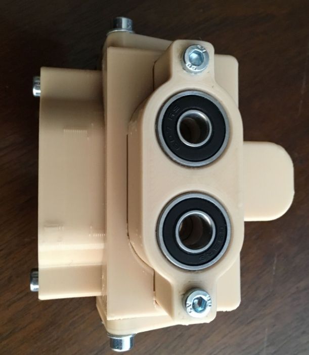 Sablon mobila din plastic dur bej forma U pt ericsoane si cepi lemn