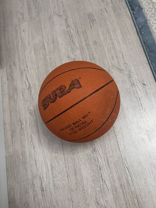 Продается баскетбольный мяч