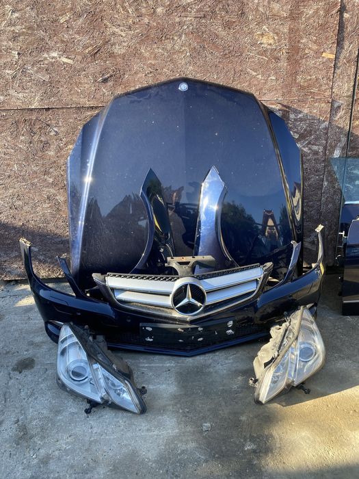 Bara Fata Faruri xenon  Aripii Capota Mercedes E W212 Pret 8000 lei