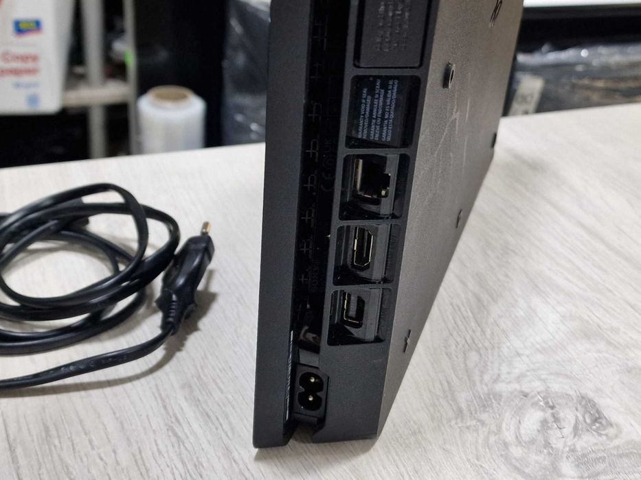 PS4 Slim 500gb без джойстик